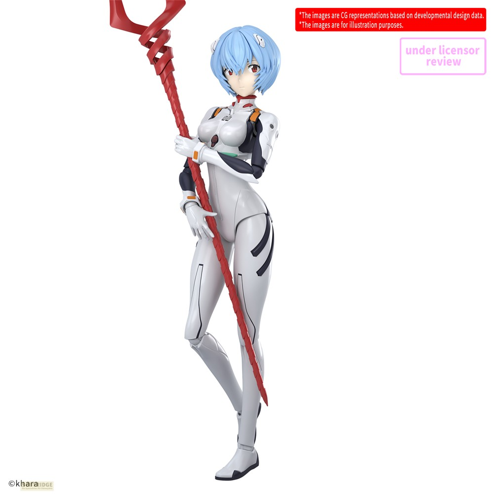 Eine blauhaarige Actionfigur in weißem Plugsuit hält einen langen roten Stab auf weißem Hintergrund.