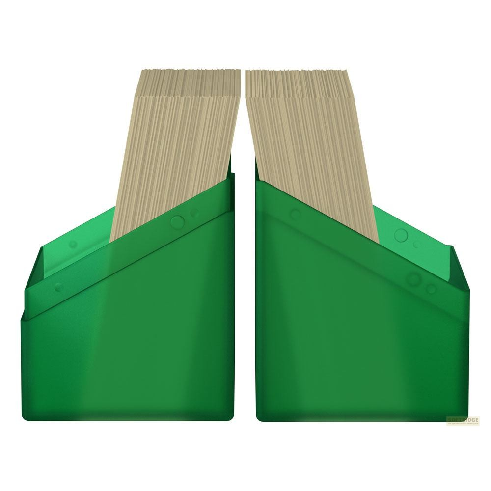 Deux supports verts de bureau remplis de papier empilé sur fond blanc.