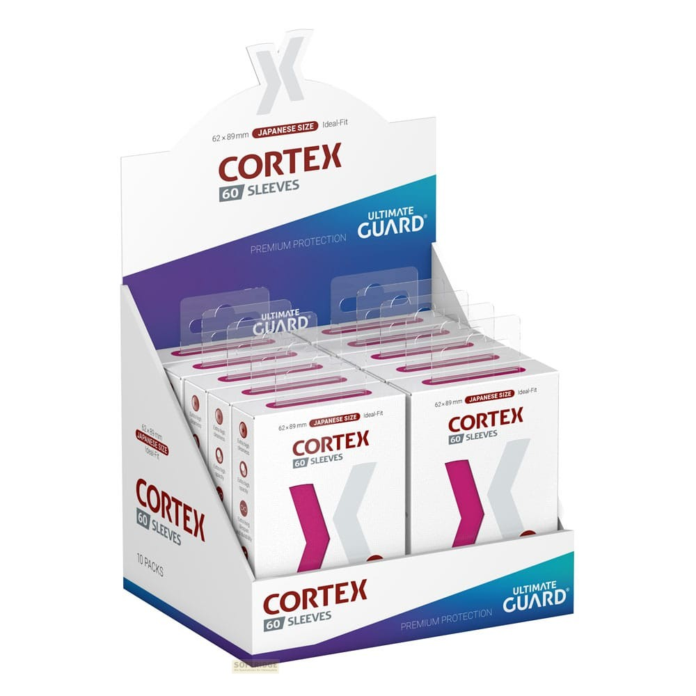 Boîte de présentation remplie de protège-cartes Ultimate Guard Cortex disposés en rangées.