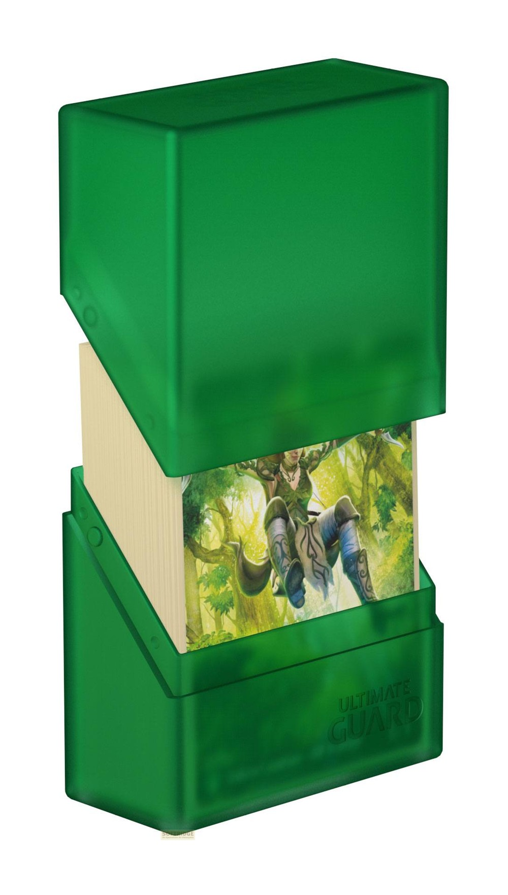 Une boîte de deck en plastique vert translucide ouverte, révélant une pile de cartes à collectionner.