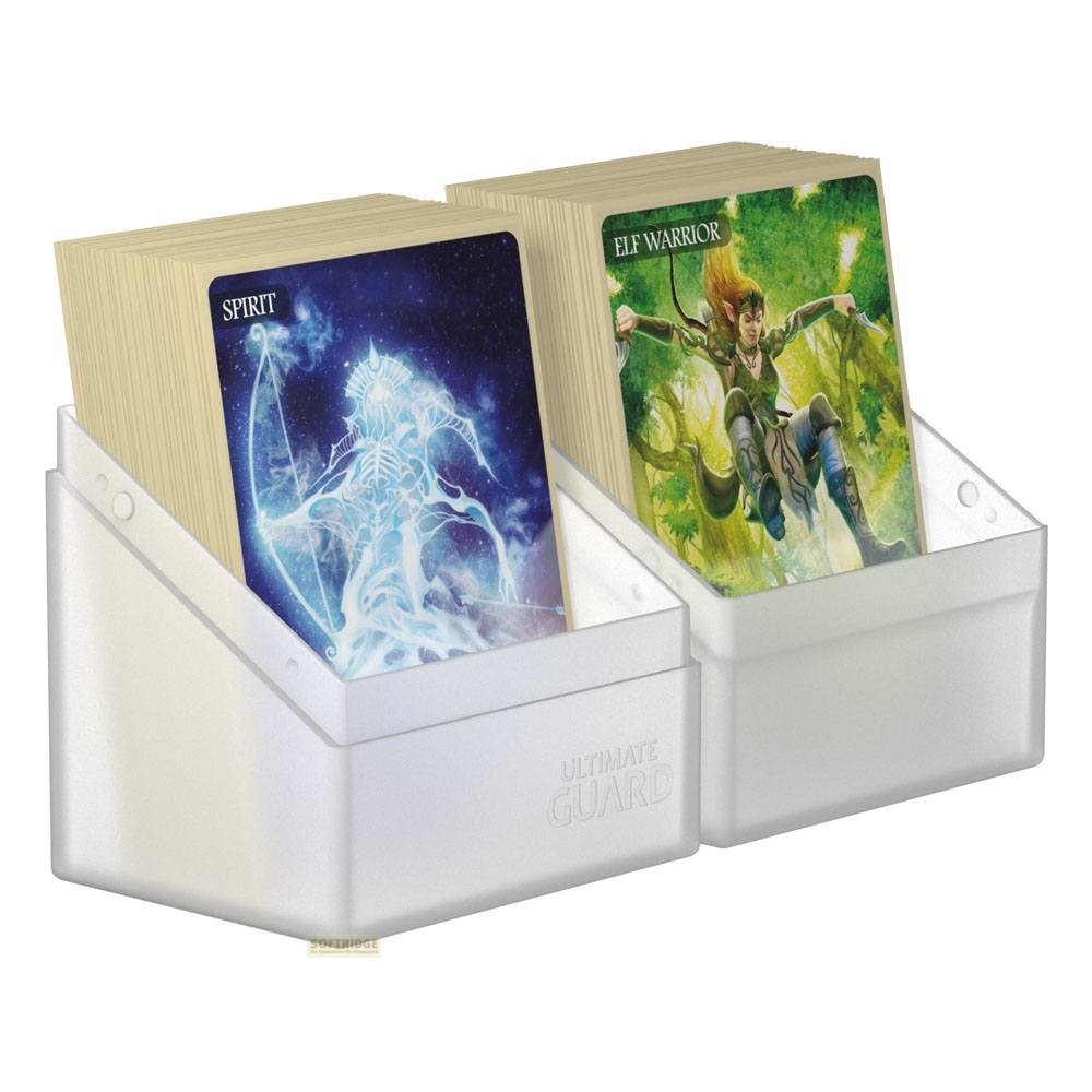 Deux boîtes en plastique blanc contiennent chacune une pile de cartes à collectionner illustrées d'un esprit et d'un elfe.