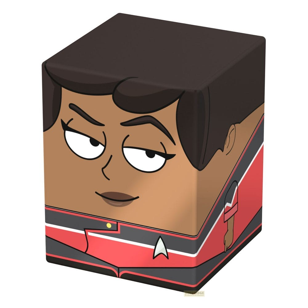 Une figurine de collection en forme de cube stylisée comme un personnage féminin aux cheveux sombres.
