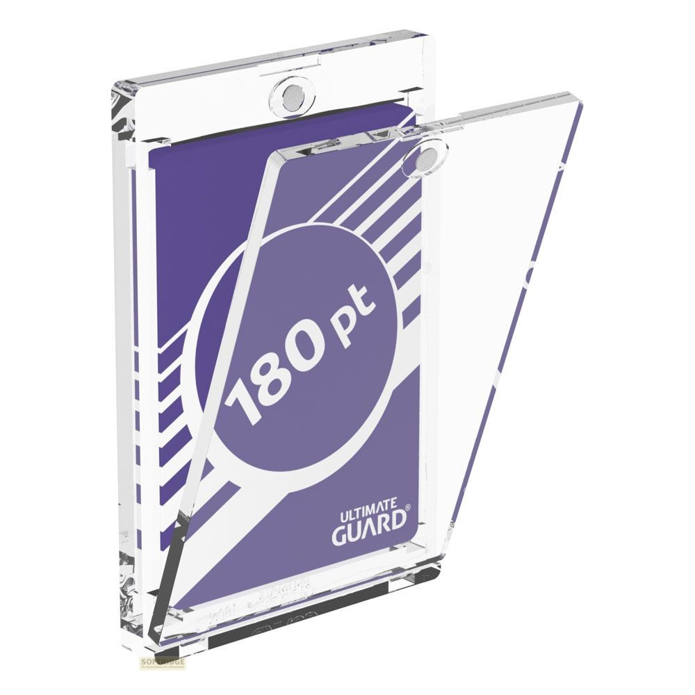 Un porte-carte à collectionner en acrylique transparent avec couvercle magnétique ouvert et carte violette.