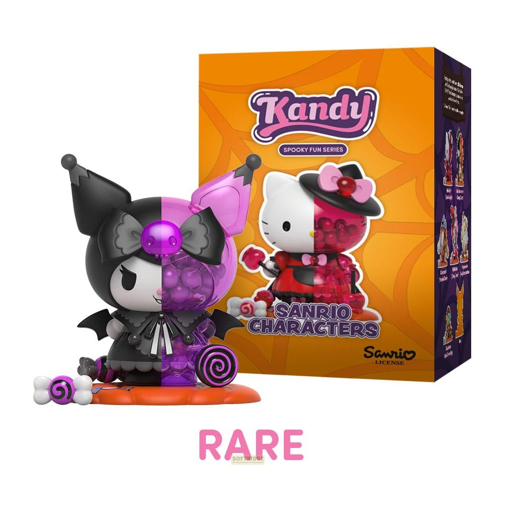 Una figura rara de Kuromi de la serie Kandy Spooky Fun se encuentra frente a su empaque naranja.