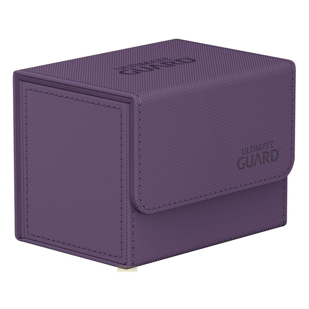 Une boîte de jeu de cartes violette fermée avec une surface texturée et le logo en relief 'Ultimate Guard'.