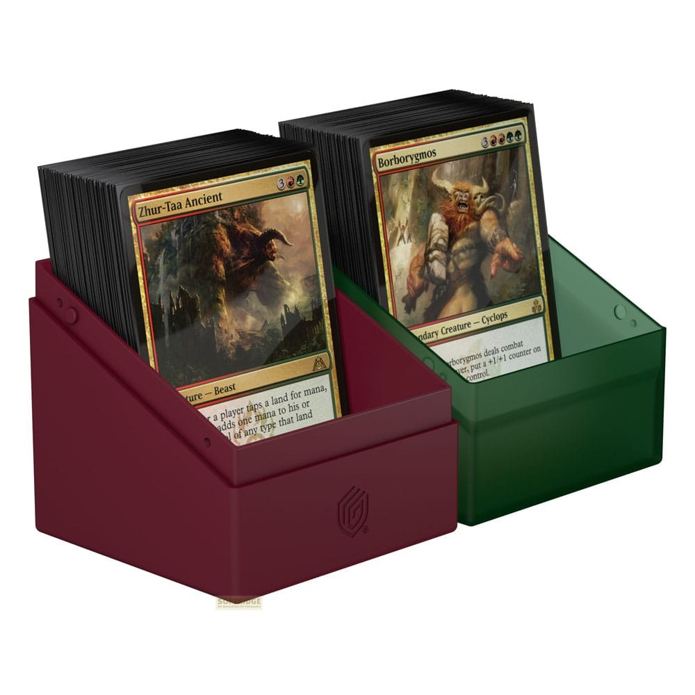 Deux boîtes de cartes en plastique colorées remplies de cartes sur fond blanc.