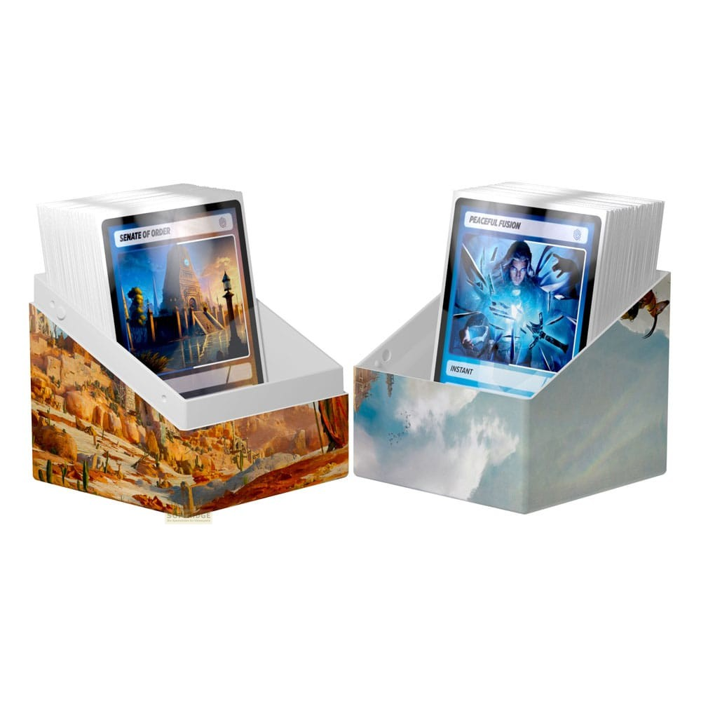Deux boîtes de deck blanches avec des cartes, décorées d'art fantastique : désert et ciel nuageux.