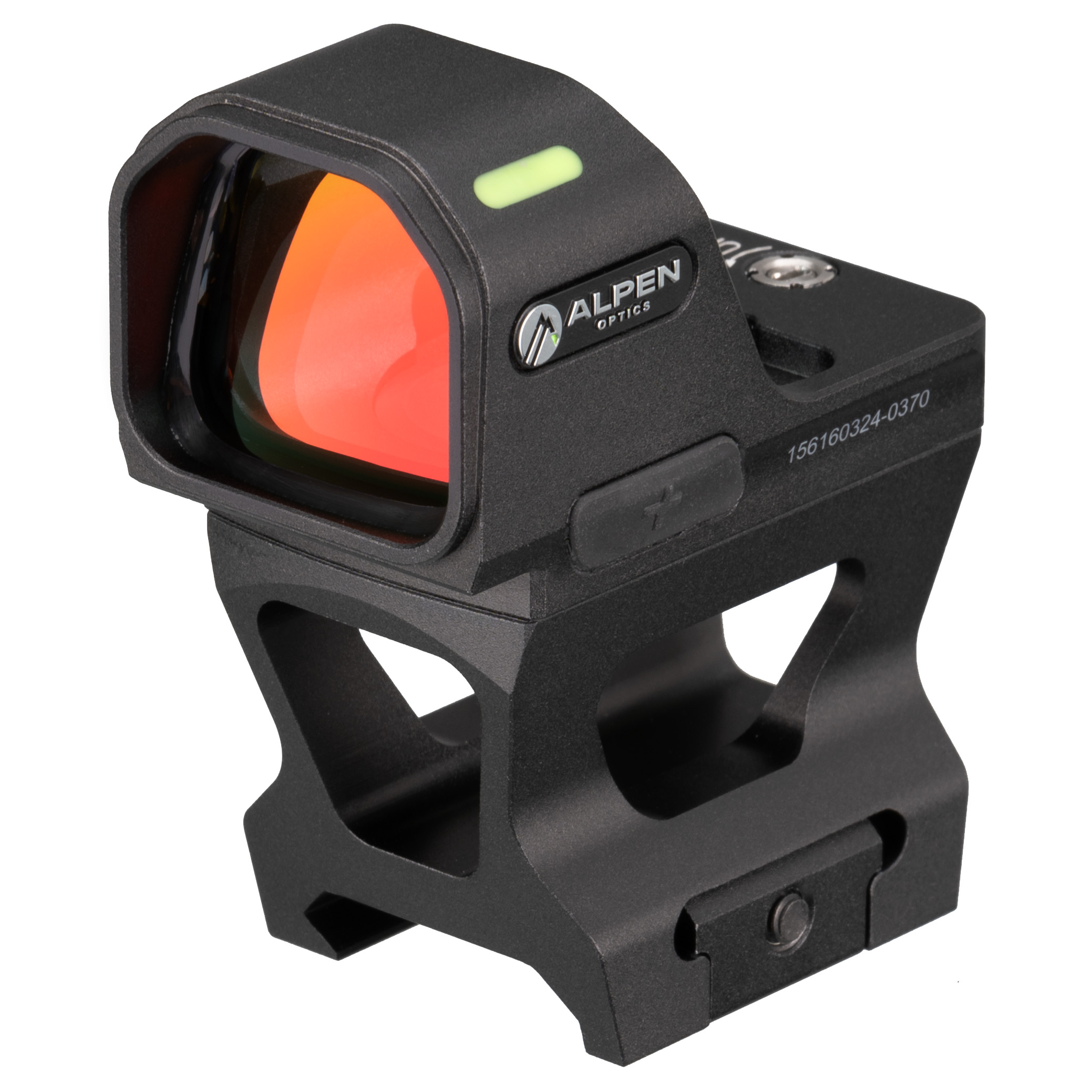 Mira de punto rojo Alpen Optics negra con lente roja sobre un soporte, con fondo blanco.