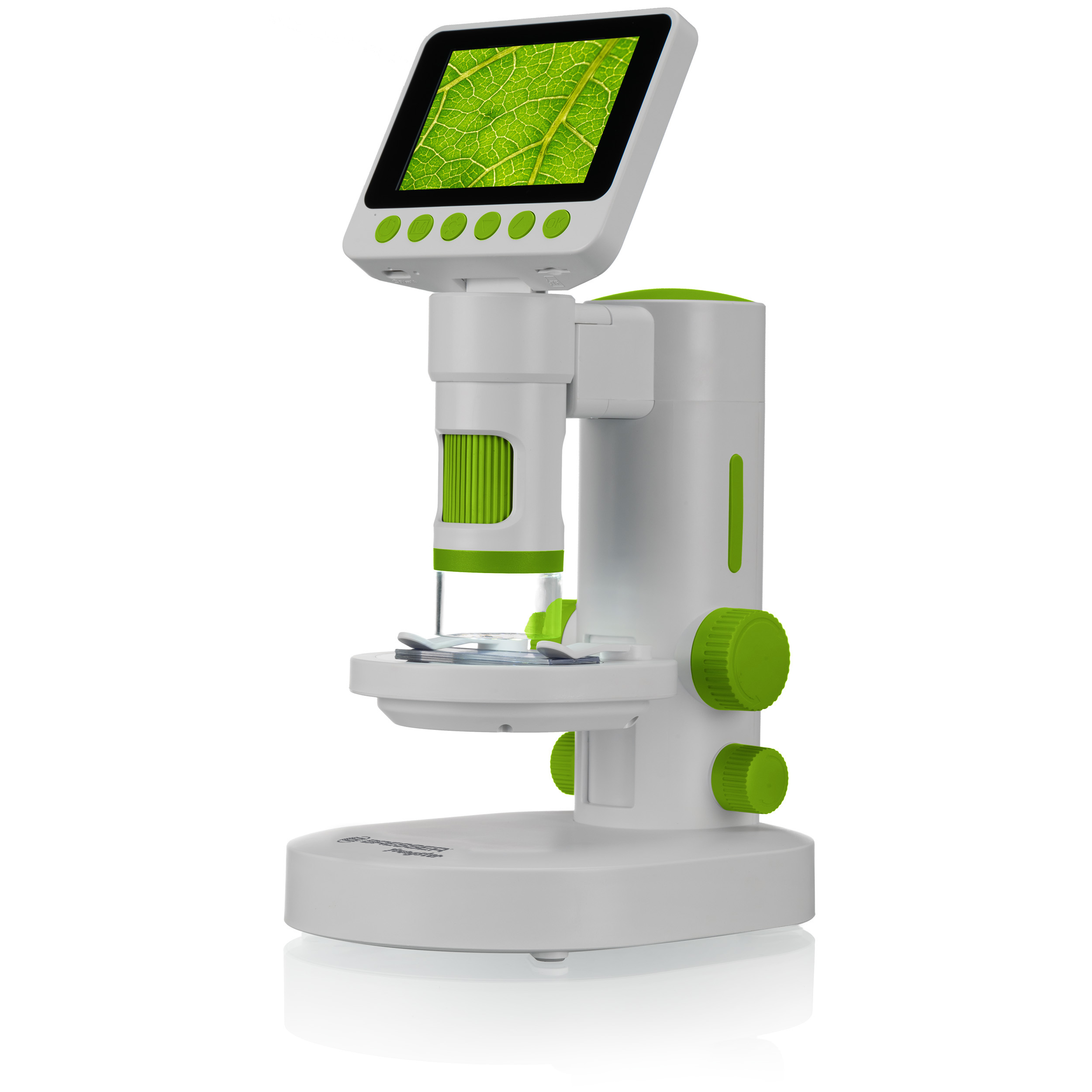 Un microscopio digital blanco y verde con pantalla que muestra una hoja verde.