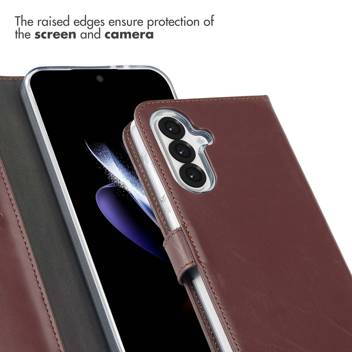 Un teléfono en funda de cuero marrón, destacando bordes elevados para protección de pantalla y cámara.
