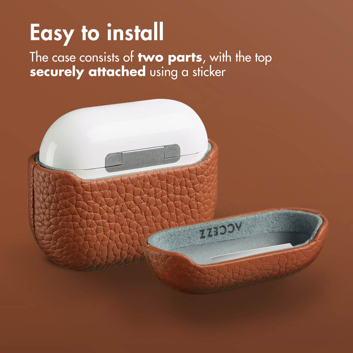Funda de cuero marrón para AirPods Pro de dos piezas con tira adhesiva sobre fondo marrón.