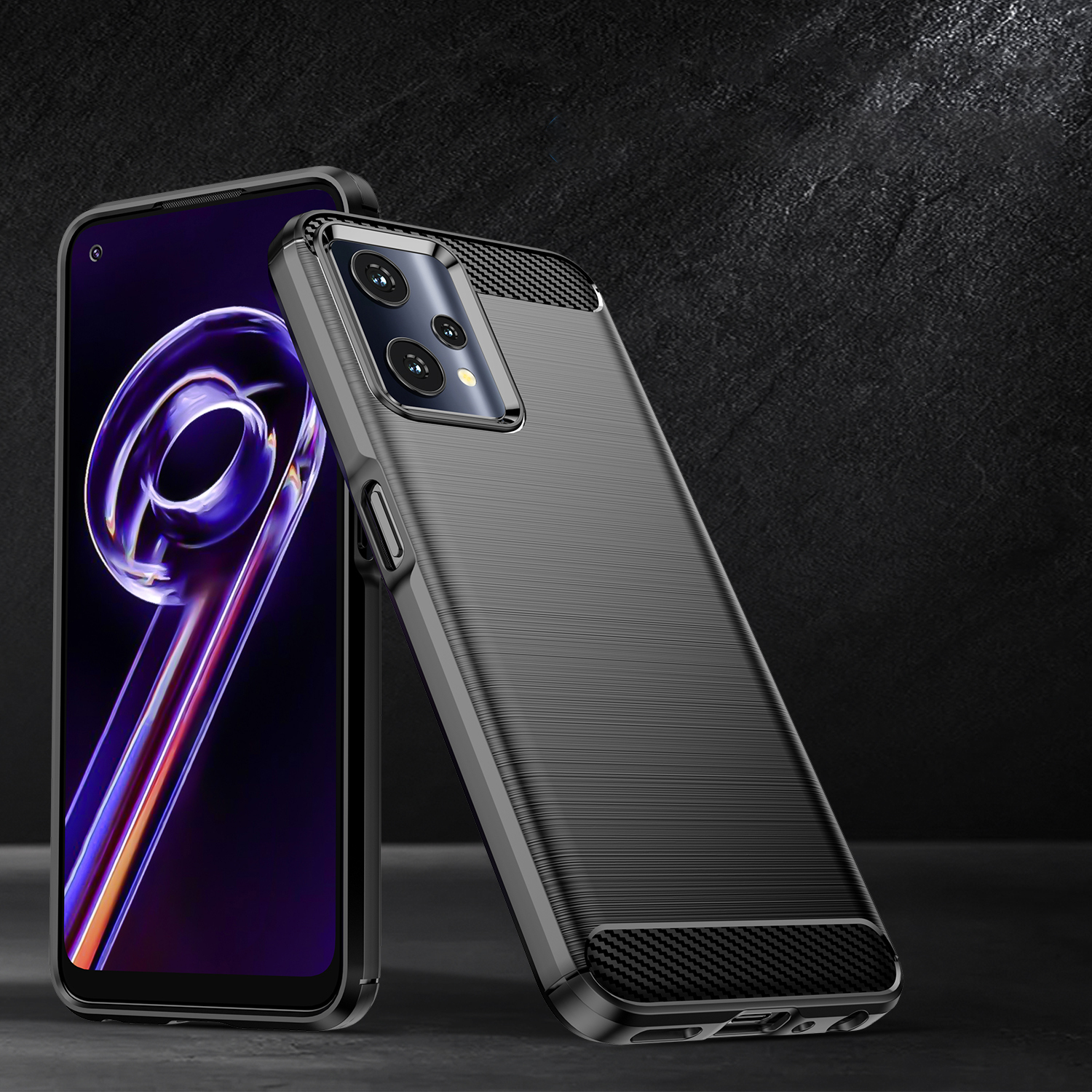 Due smartphone neri con cover protettive in fibra di carbone su sfondo scuro.