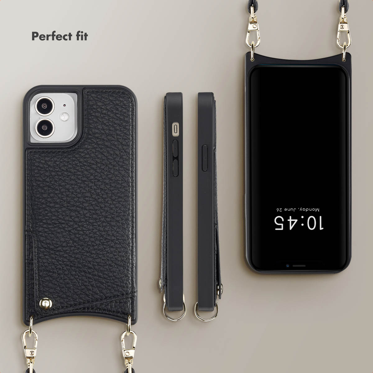 Eine schwarze Ledertasche für Smartphones mit Kartenfach, Seitenprofilen und einem Riemen auf grauem Hintergrund.