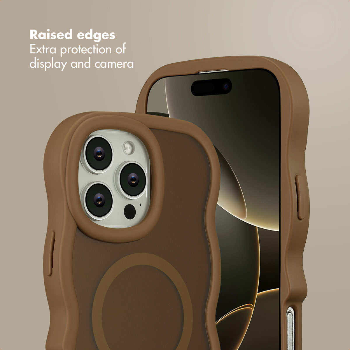 Coque de téléphone marron ondulée avec bords surélevés pour l'écran et la caméra.