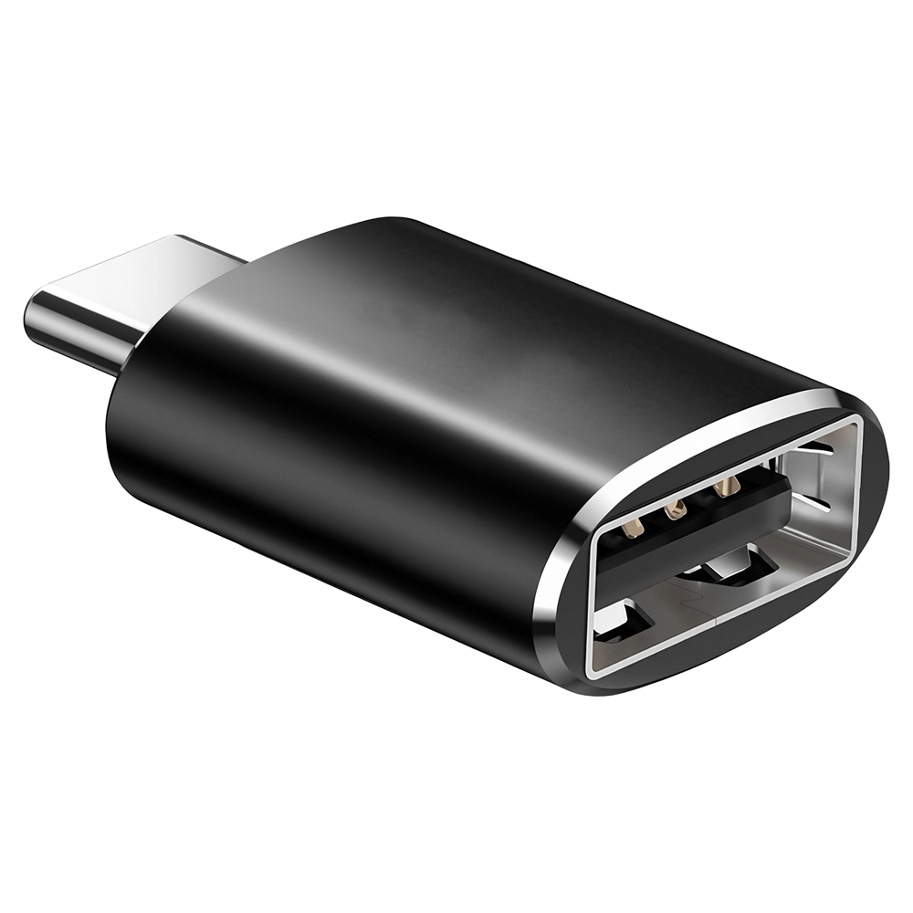Czarny adapter USB-C na USB-A ze srebrnoszarymi metalowymi końcówkami na białym tle.
