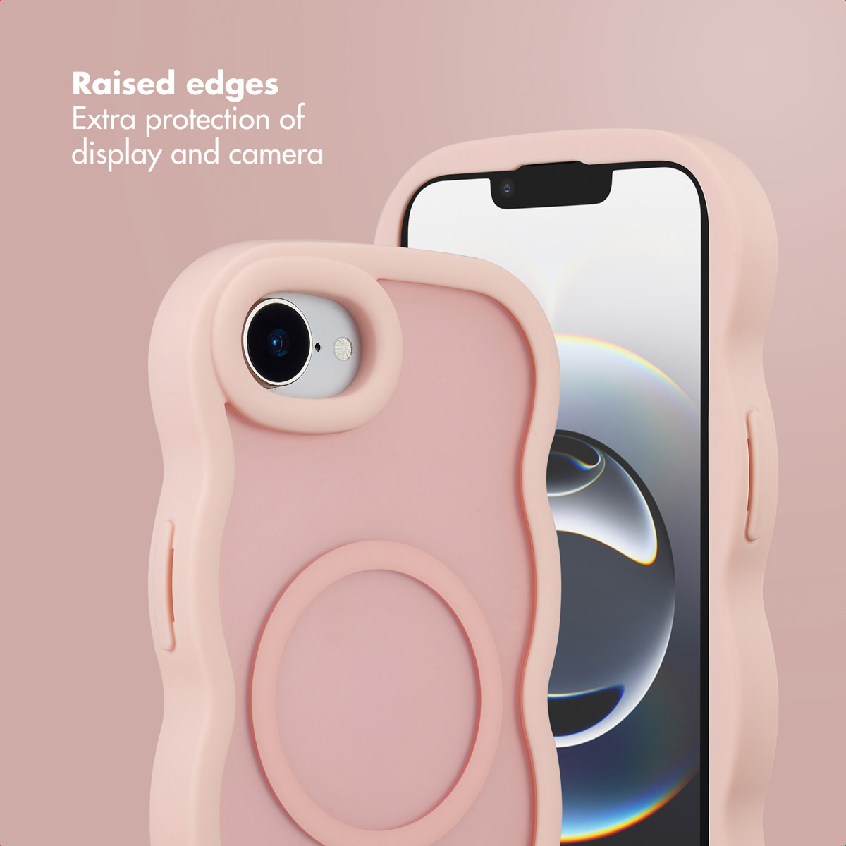 Deux coques de smartphone roses et ondulées sur fond rose avec du texte sur les bords surélevés.