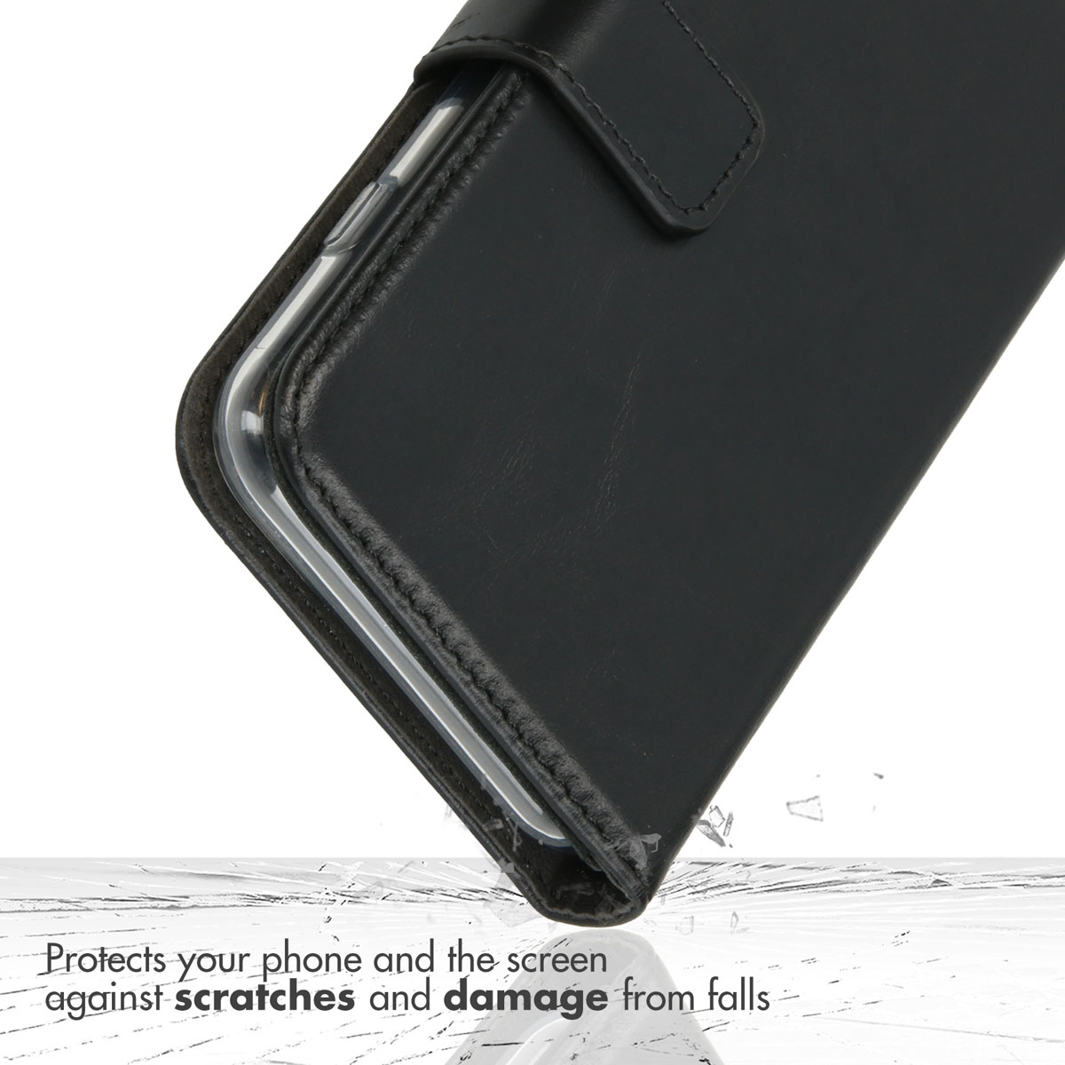 Coque de téléphone en cuir noir sur une surface brillante craquelée avec texte de protection.