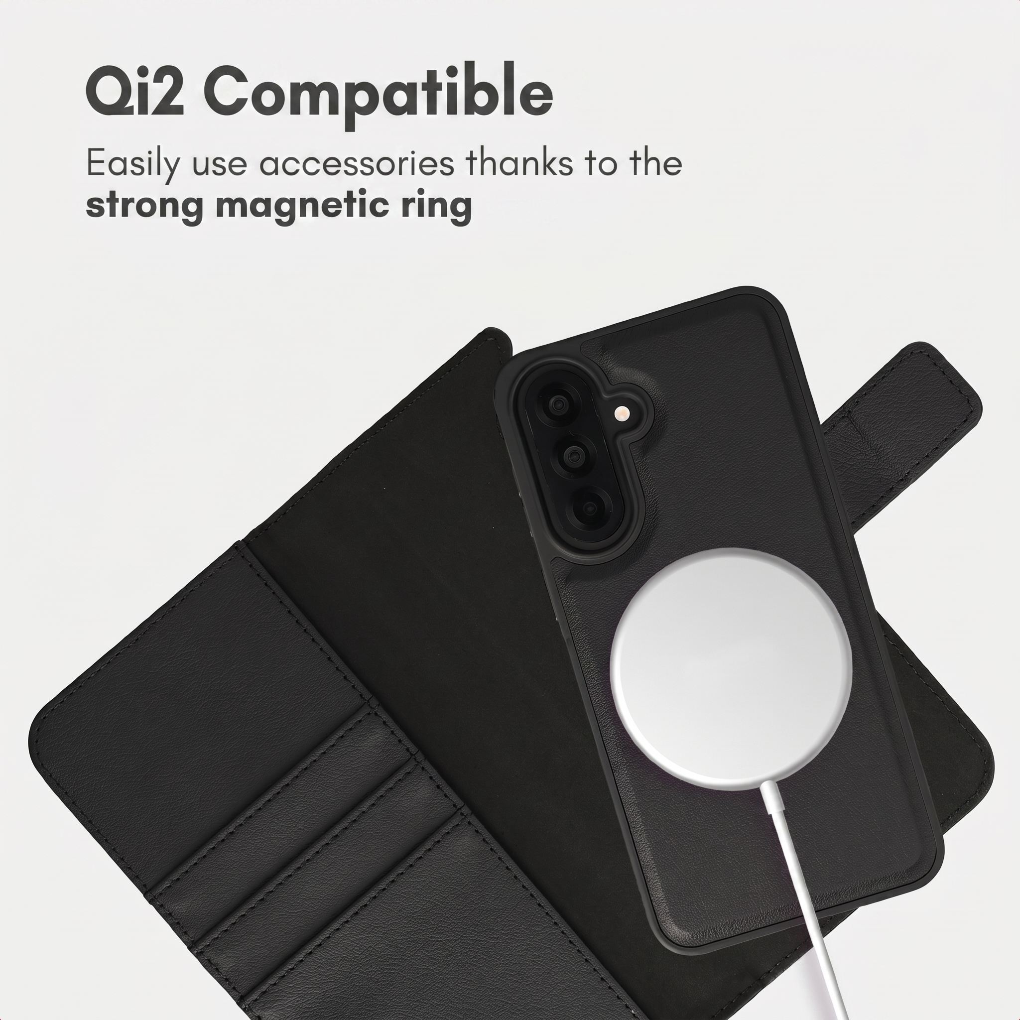 Funda de móvil negra con cargador MagSafe integrado y texto arriba.