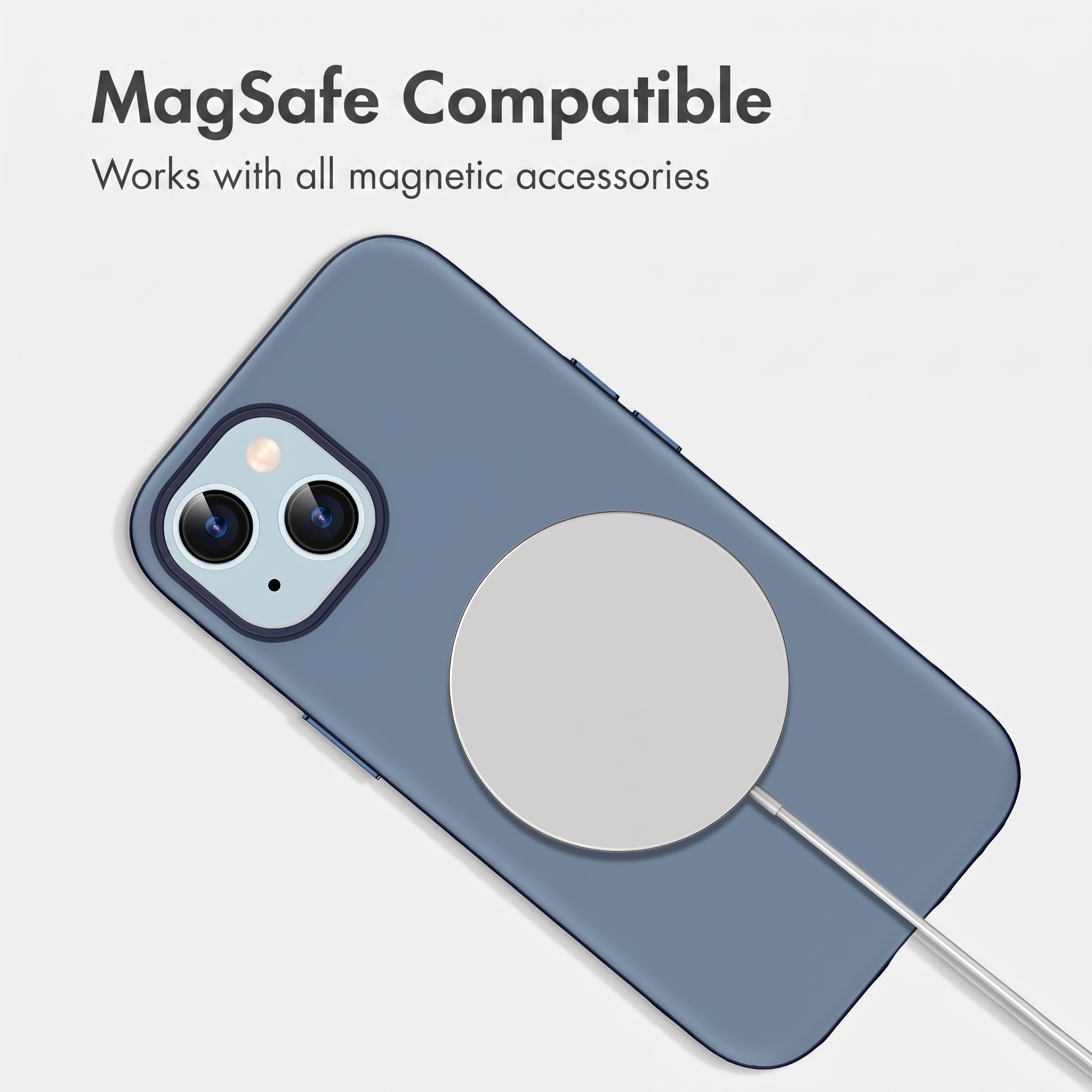 Een blauwe telefoon met een MagSafe-oplader aan de achterkant.