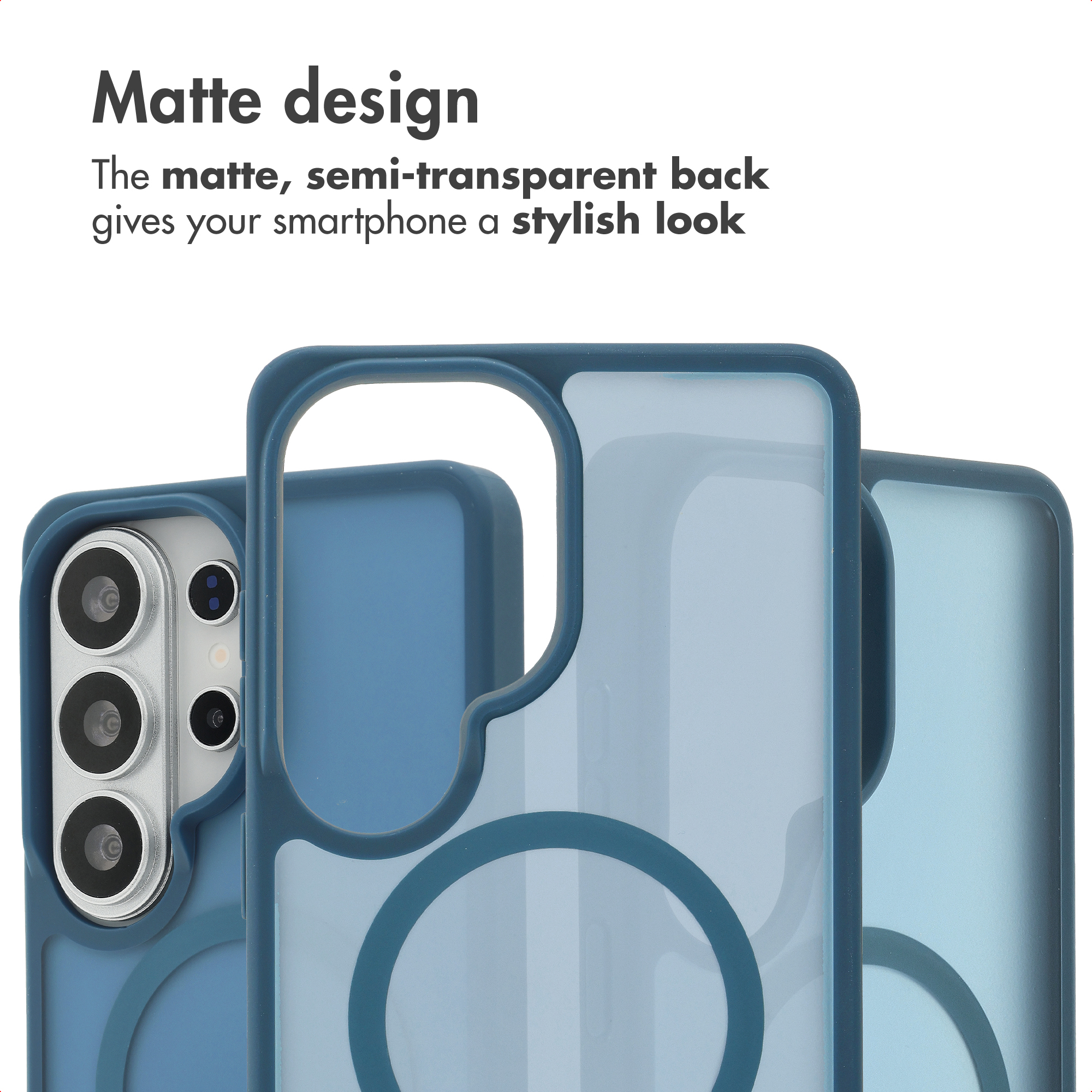 Trois coques de smartphone bleues et semi-transparentes au design mat sur fond blanc.