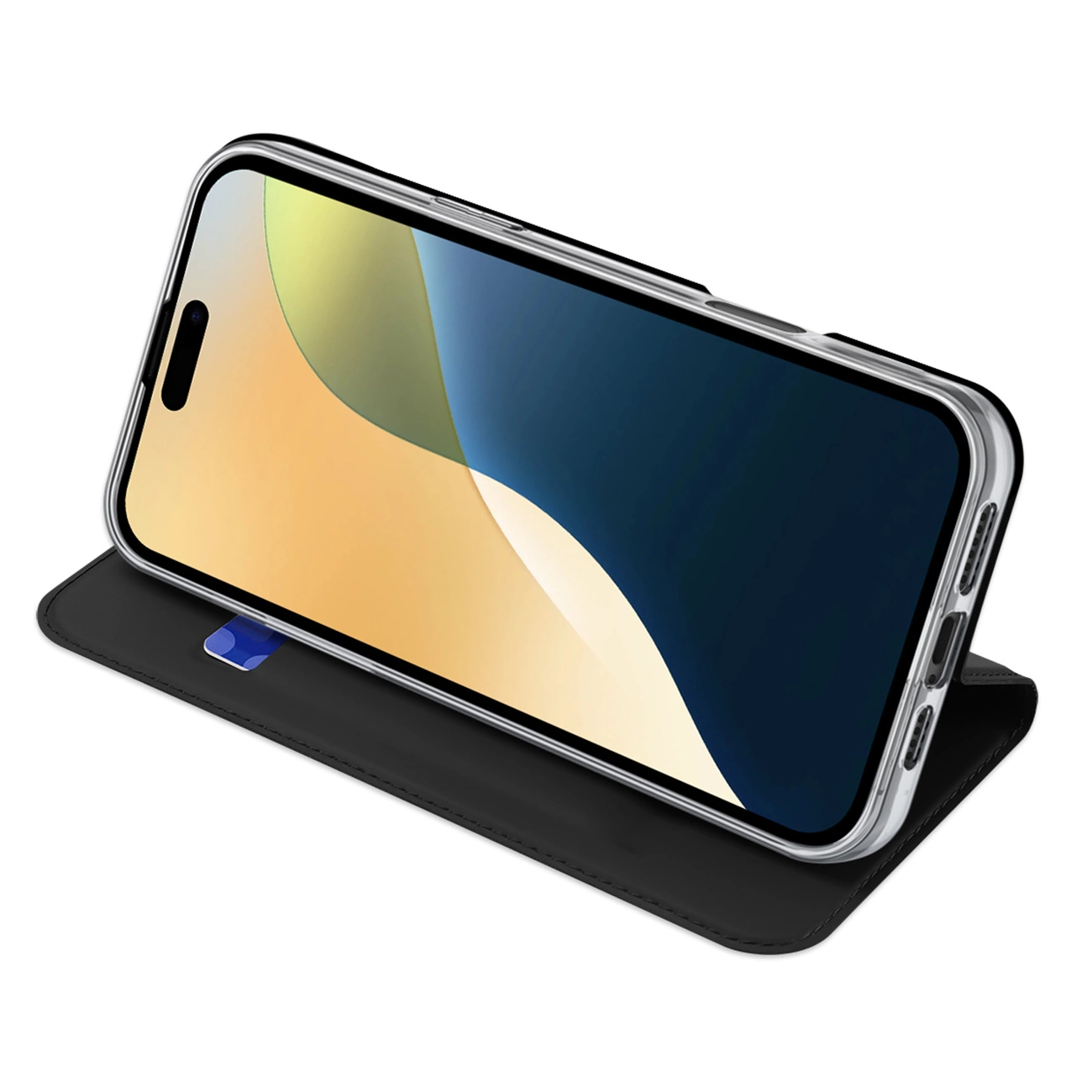 Uno smartphone con schermo colorato si trova in una custodia a libro in pelle nera su sfondo bianco.