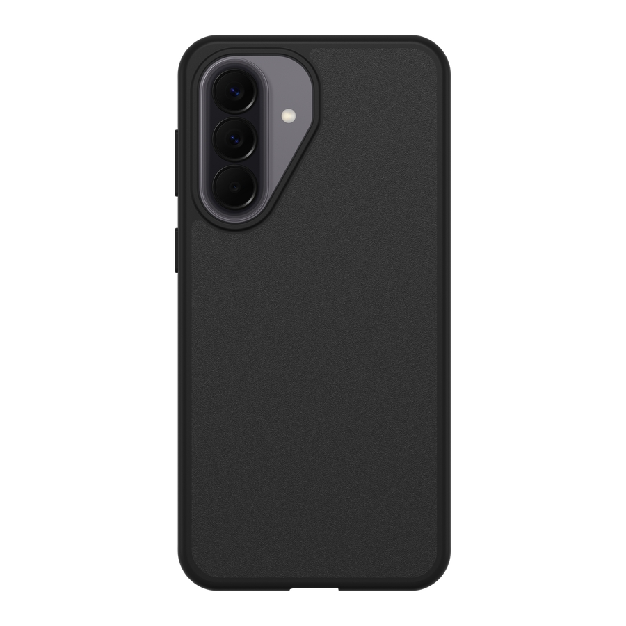 Una custodia nera per smartphone con un modulo a tripla fotocamera verticale e un flash in alto a sinistra.
