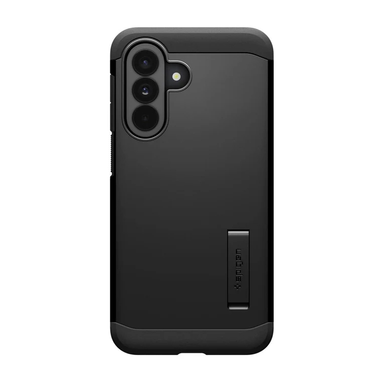 Un smartphone noir dans une coque de protection avec béquille et triple capteur photo.