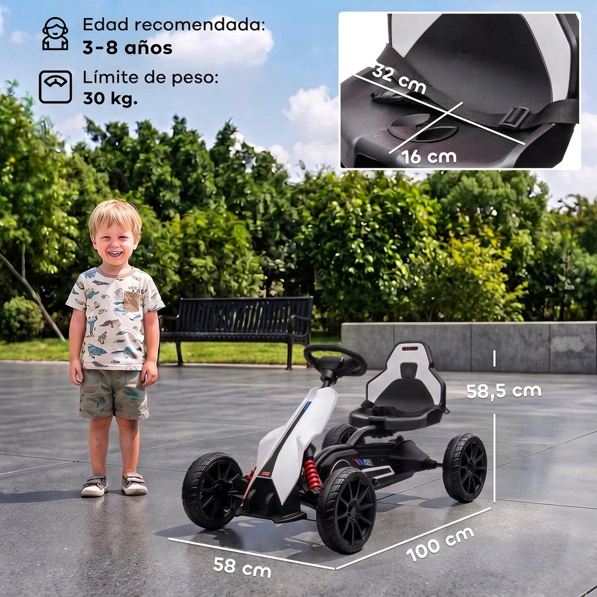 Niño de pie junto a un go-kart blanco al aire libre, con detalles de tamaño.