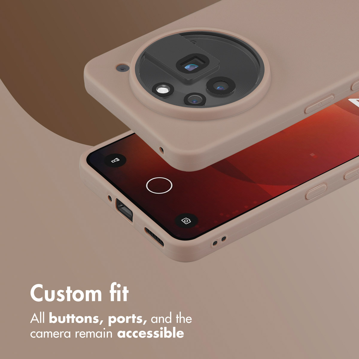 Una funda de móvil beige con gran módulo de cámara circular; botones y puertos accesibles.
