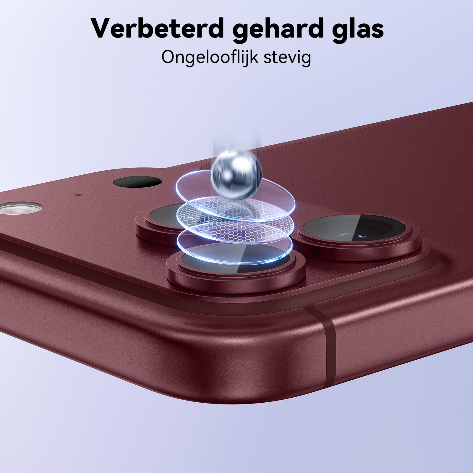 Eine Metallkugel prallt auf eine geschützte Kameralinse eines roten Smartphones, mit niederländischem Text.