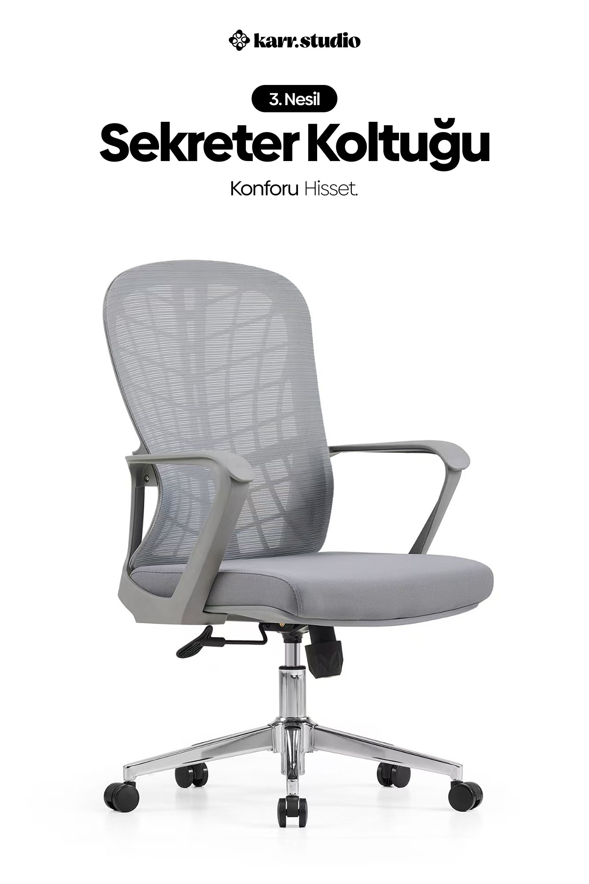 Gri renkli, fileli, gümüş ayaklı, beş tekerlekli modern ofis koltuğu ve üzerinde yazılarla beyaz arka plan.