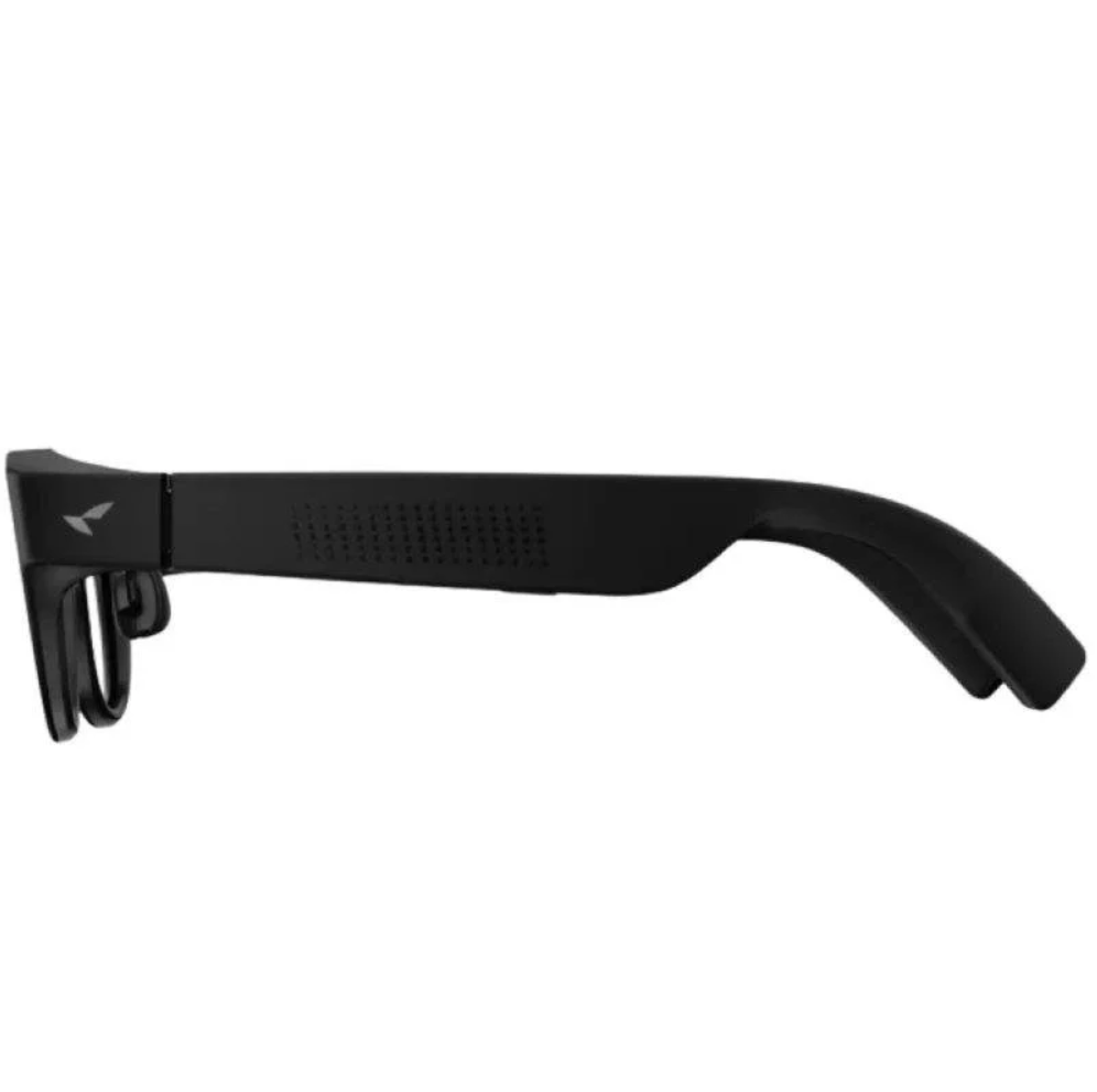Vista lateral de unas gafas inteligentes negras con patillas gruesas sobre fondo blanco.