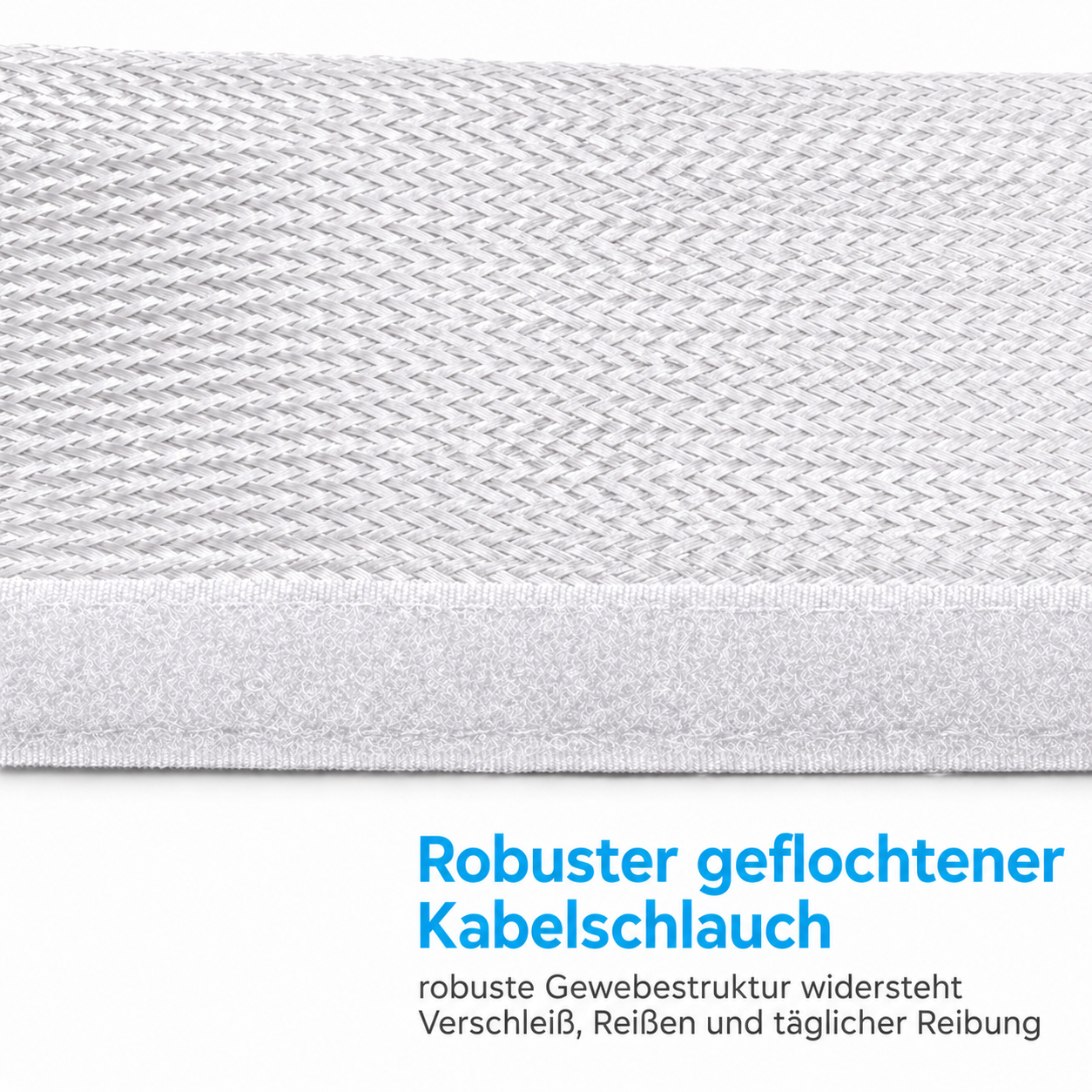Nahaufnahme eines robusten, geflochtenen weißen Kabelschlauchs mit fester Gewebestruktur gegen Verschleiß.