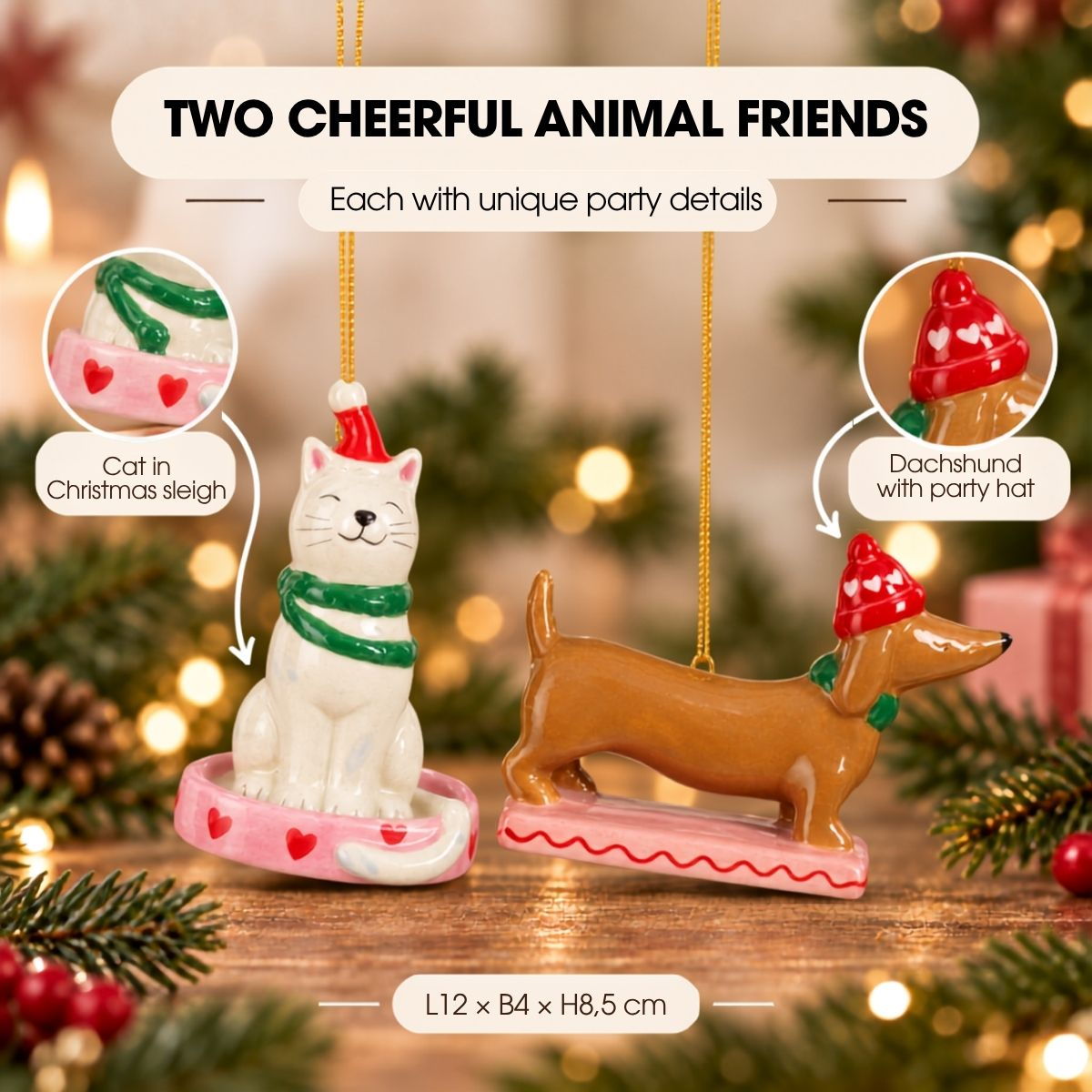 Deux décorations de Noël représentant un chat blanc et un teckel marron avec des bonnets de fête, sur fond festif.