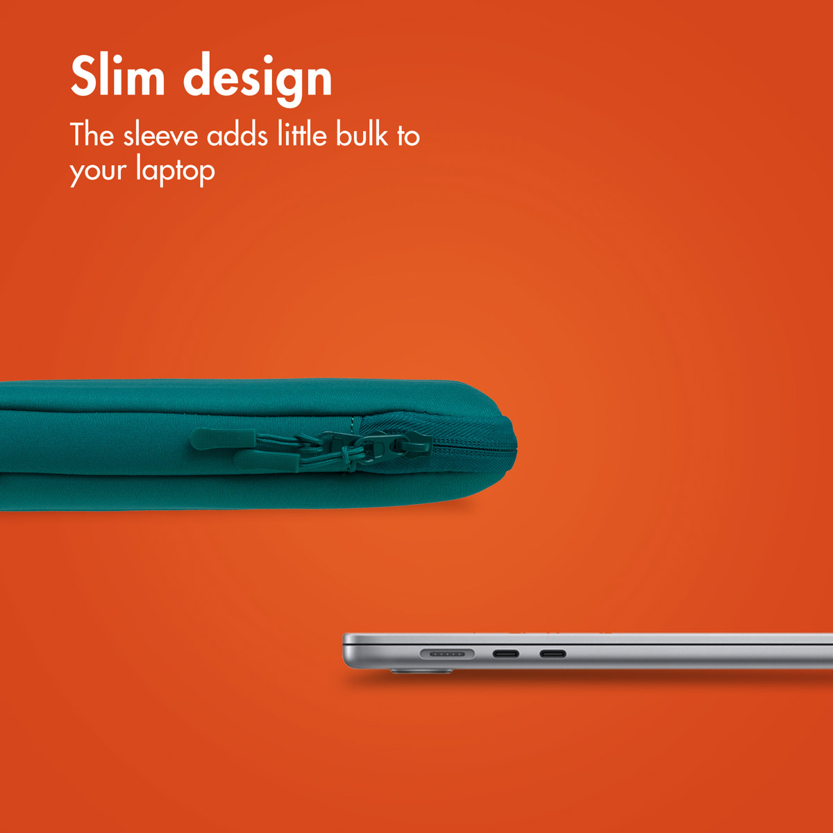 Una funda para portátil verde azulado delgado y un portátil plateado sobre fondo naranja con texto.