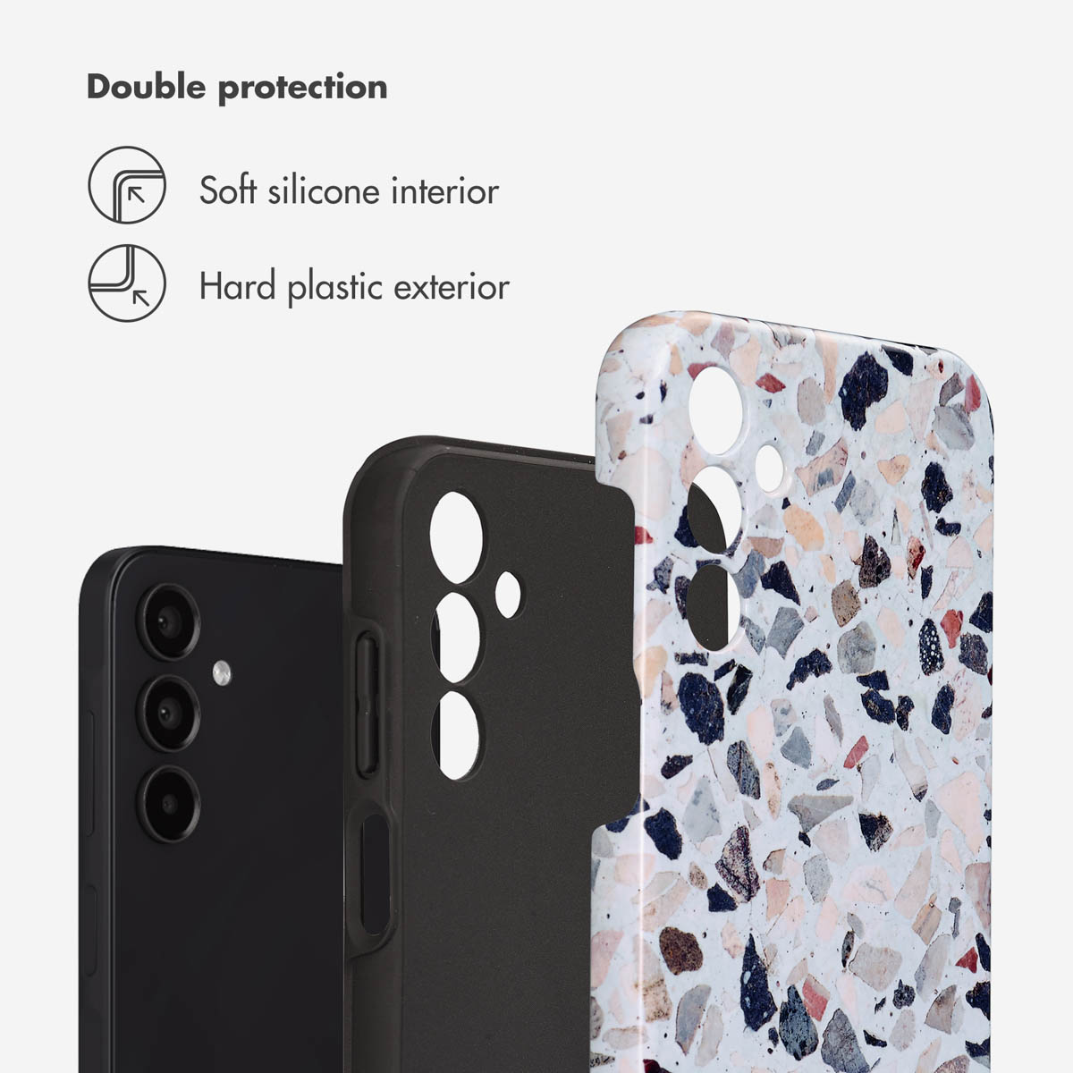 Double protection avec intérieur en silicone souple et extérieur en plastique rigide, présenté avec des coques.