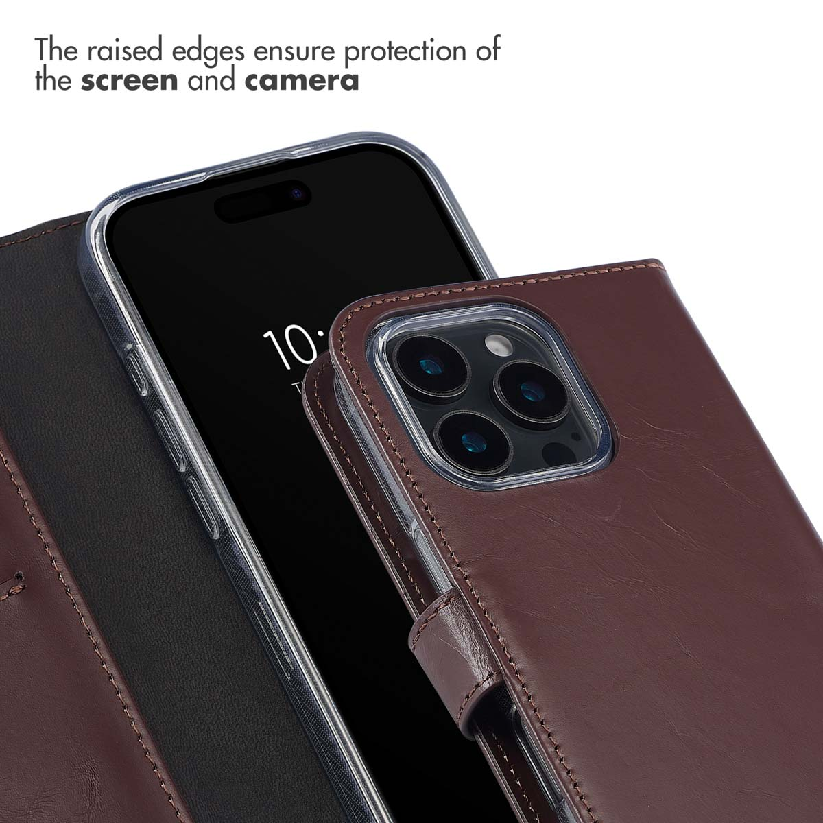 Ein Smartphone in brauner Lederhülle mit Text über erhöhte Kanten zum Schutz von Bildschirm und Kamera.