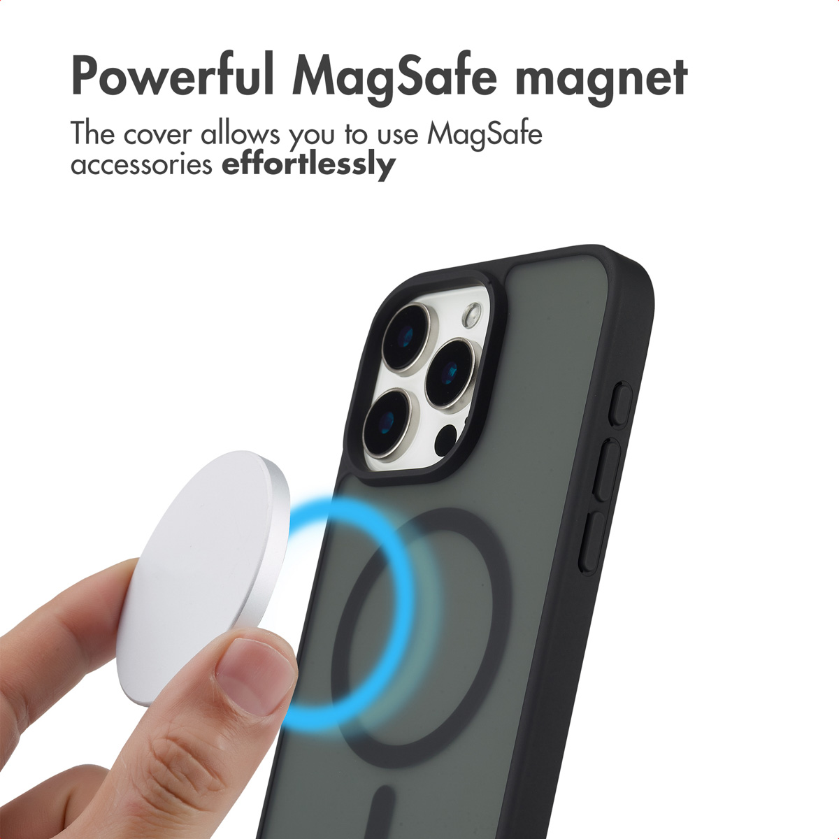 Téléphone dans une coque noire avec anneau MagSafe, texte sur l'aimant puissant.