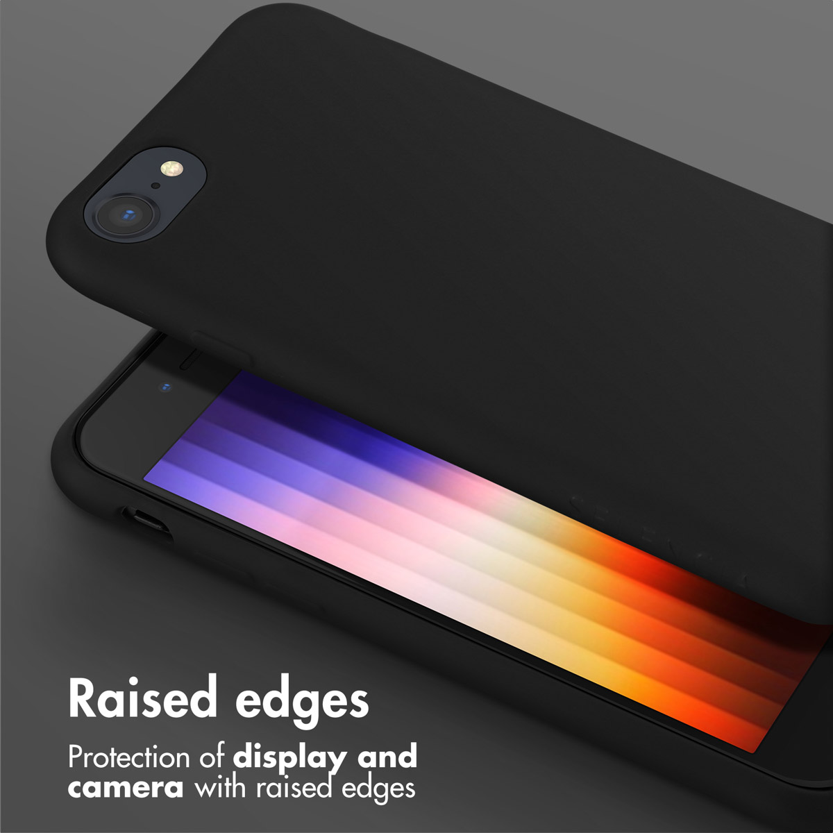 Schwarze Schutzhülle auf einem Smartphone mit Regenbogen-Display.