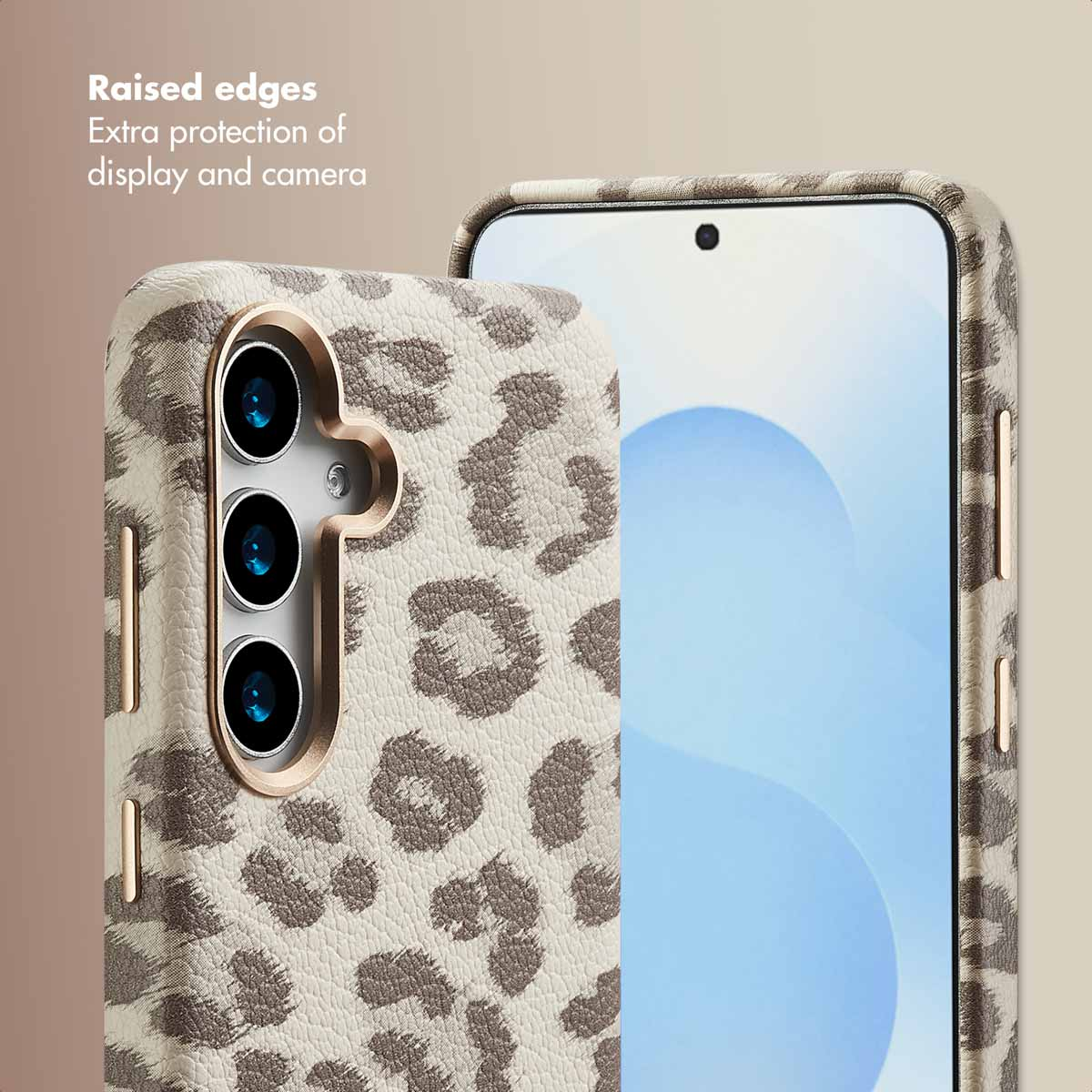 Los bordes elevados ofrecen protección adicional para pantalla y cámara. Smartphone con funda de leopardo.