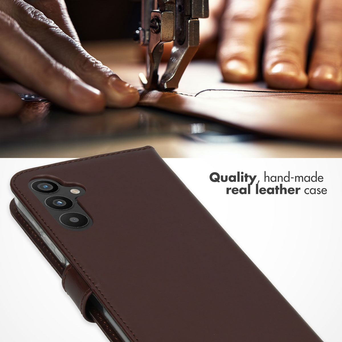 Gros plan de mains cousant un étui de téléphone en cuir brun avec du texte indiquant qu'il s'agit de cuir fait main.