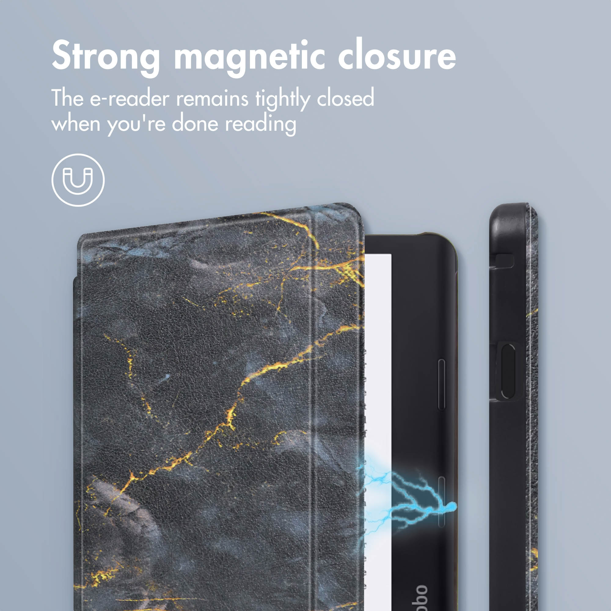Sterke magnetische sluiting van een e-reader hoes met zwart-goud marmerpatroon op grijze achtergrond.