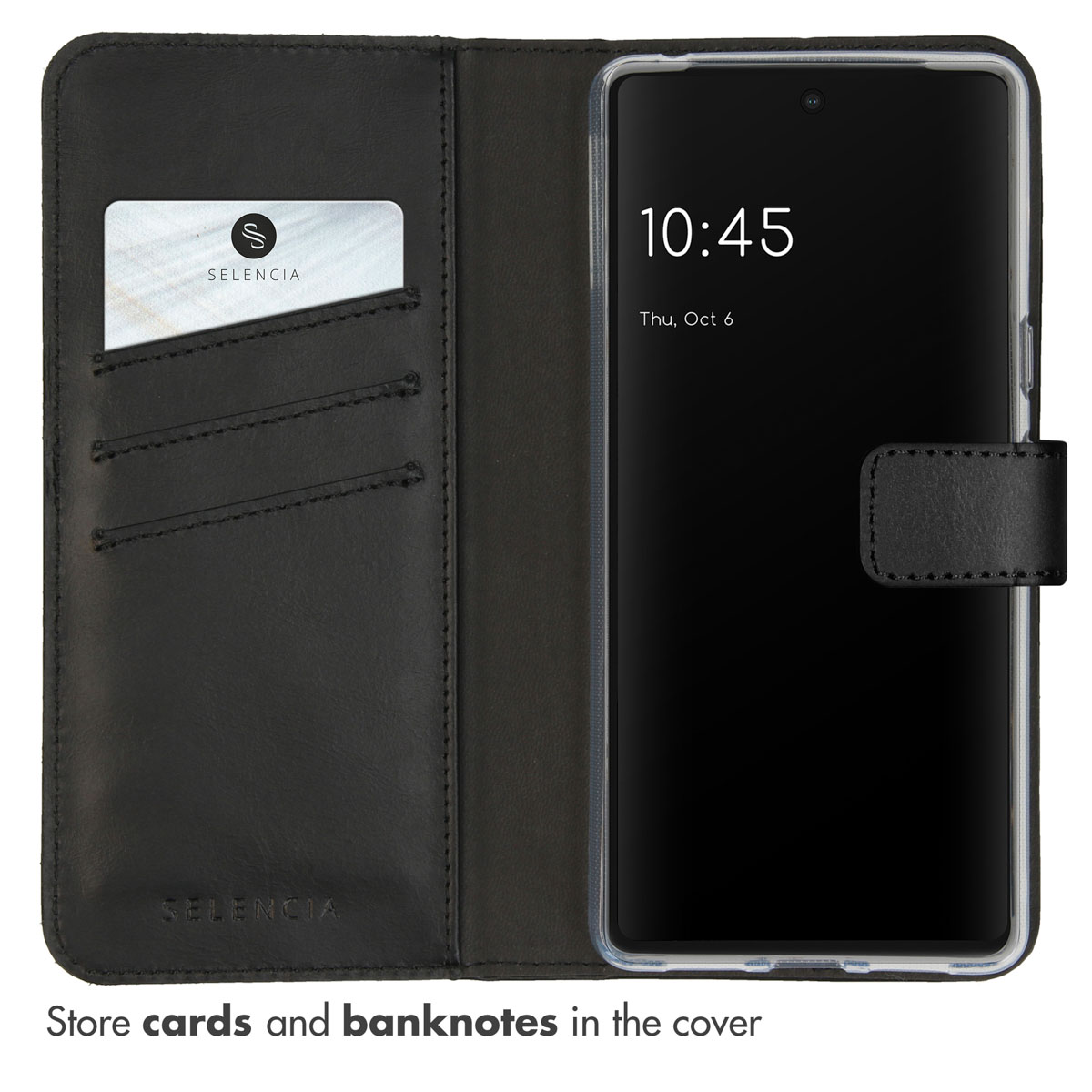 Una custodia in pelle nera per smartphone con tasche per carte, una carta bianca e un telefono che mostra le 10:45.