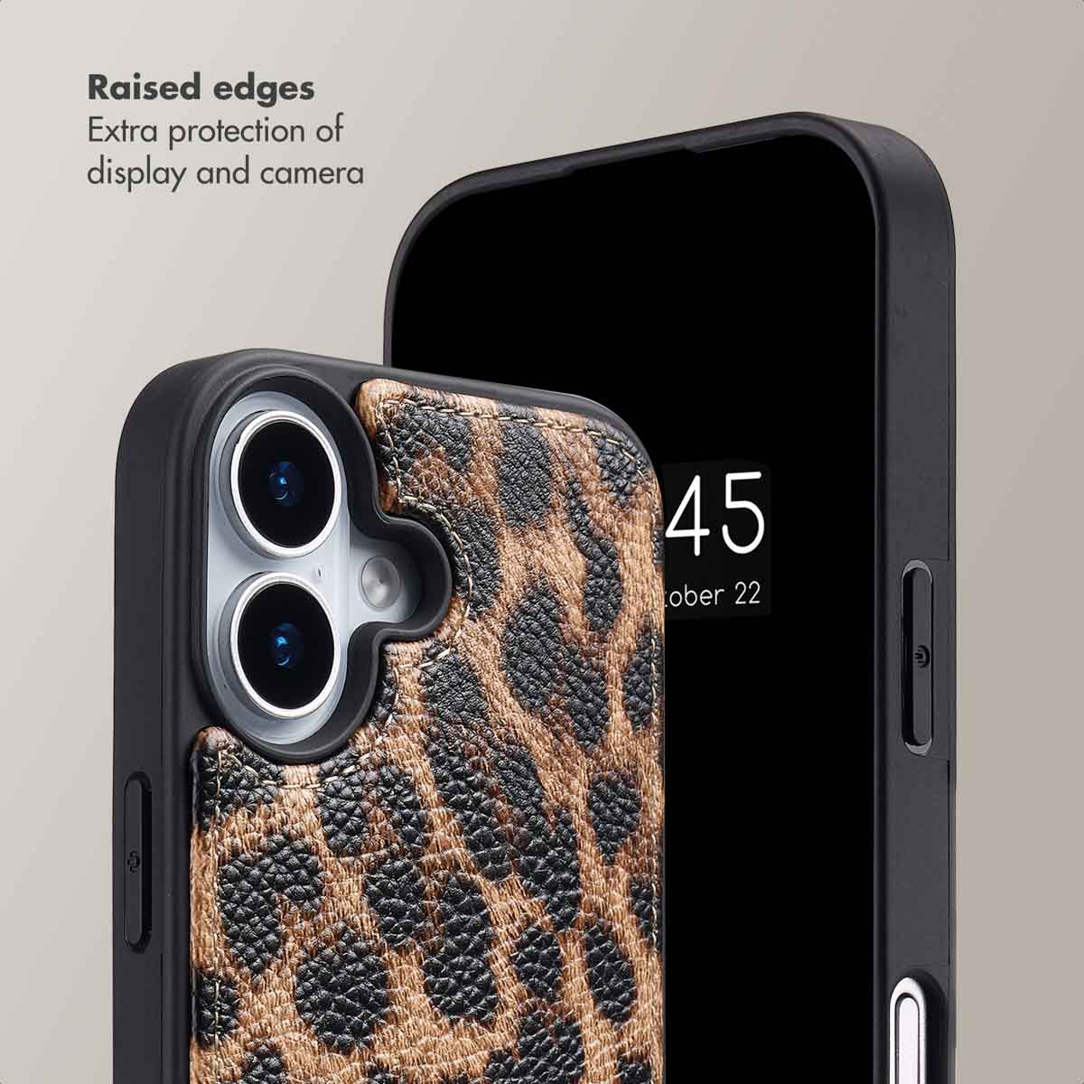 Smartphone con funda protectora de leopardo y bordes elevados para proteger la pantalla y la cámara.