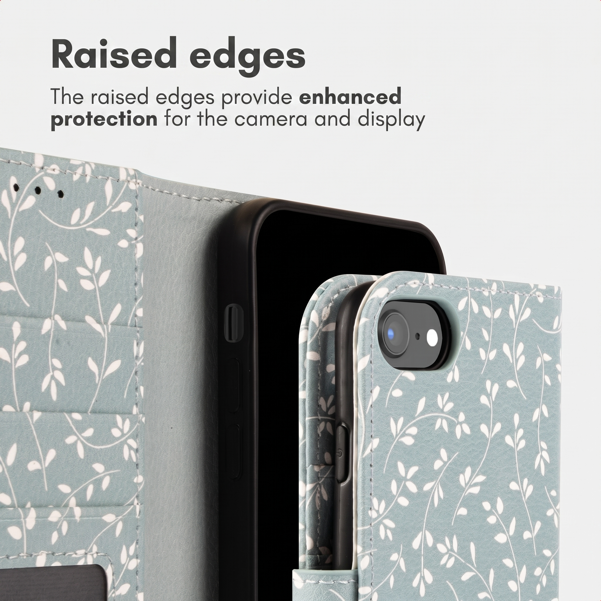 I bordi rialzati proteggono fotocamera e display di uno smartphone in una custodia azzurra.
