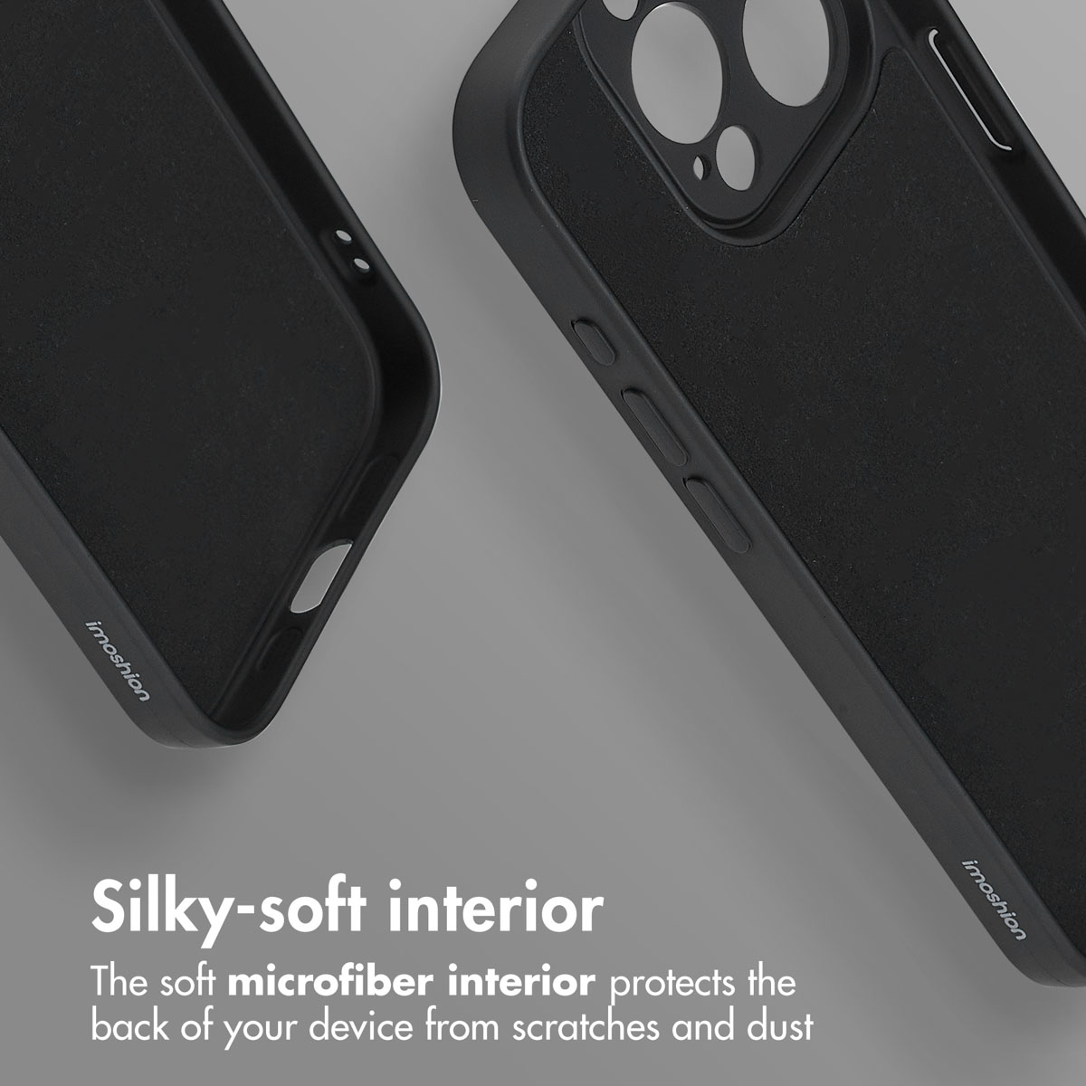 Due cover per telefono nere con morbido interno in microfibra su sfondo grigio.