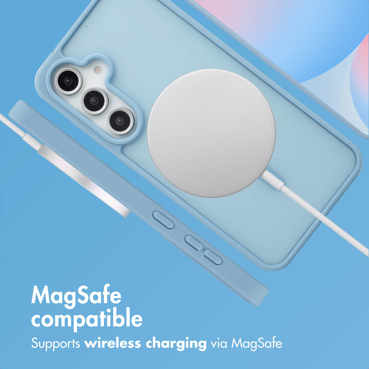 Hellblaue Handyhülle mit MagSafe-Ladegerät auf blauem Grund und Text zur MagSafe-Kompatibilität.