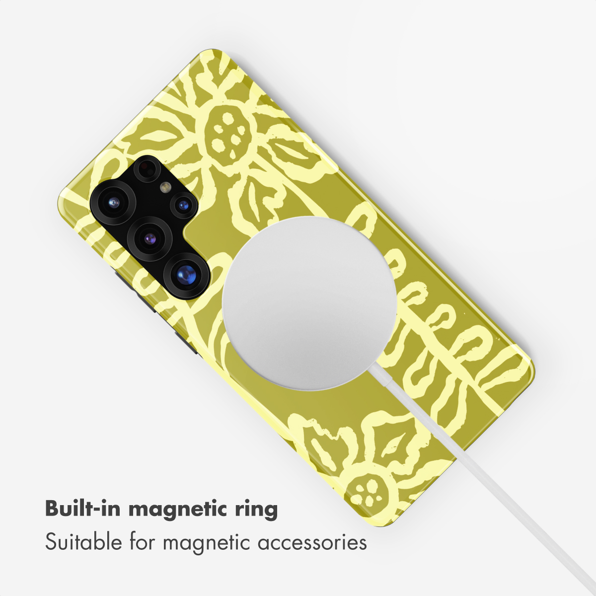 Custodia per telefono verde oliva con motivo floreale bianco e anello magnetico integrato su sfondo bianco.