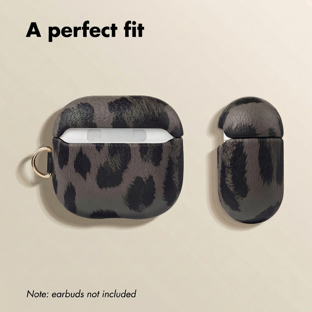 Due custodie per AirPods con stampa leopardata grigia su sfondo beige.