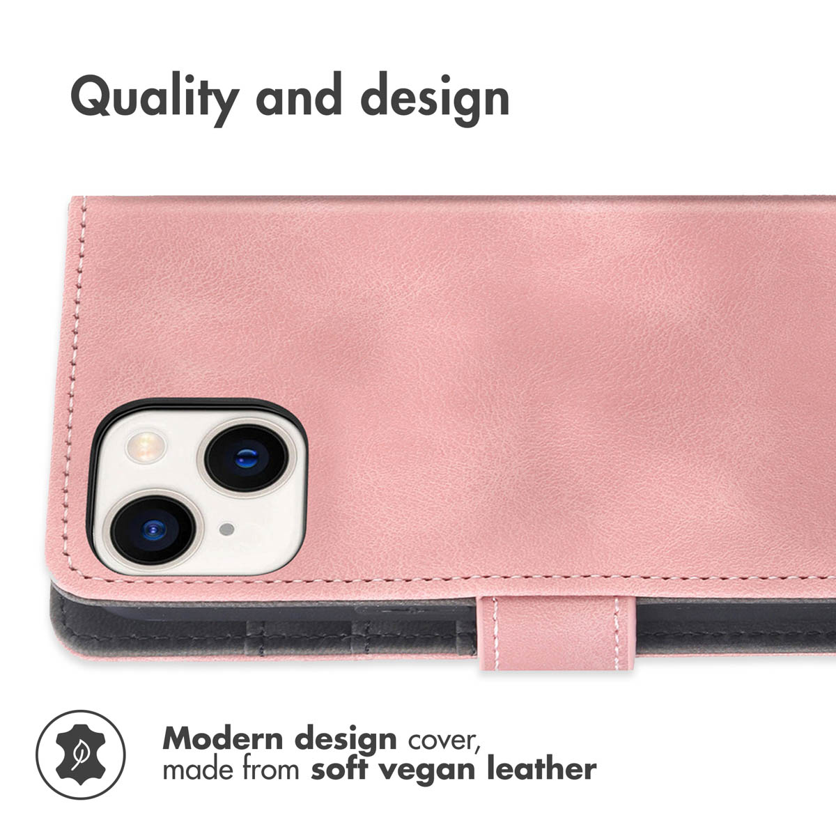 Een roze vegan leren telefoonhoesje met dubbele camera-uitsparing en tekst.